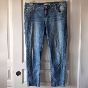 Slink Jeans Women's Size 10 Light Blue Low-Rise Curvy Cropped Straight Leg Denim